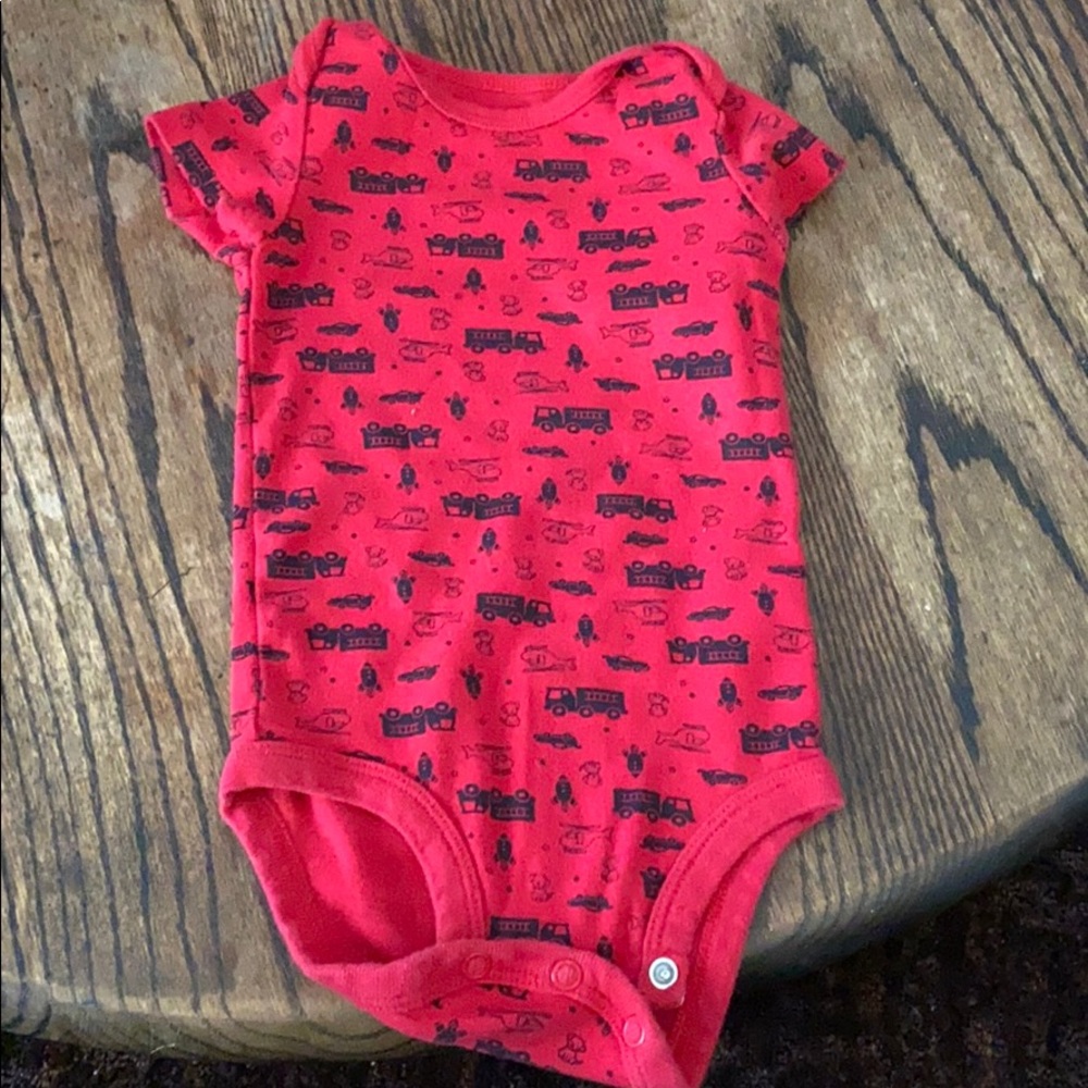 3-6 months bodysuit